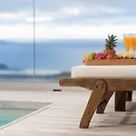 Superior A: Private Pool & Concierge Икод-де-лос-Винос
